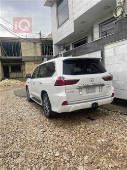 Lexus LX